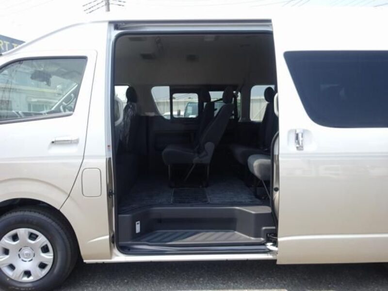 HIACE