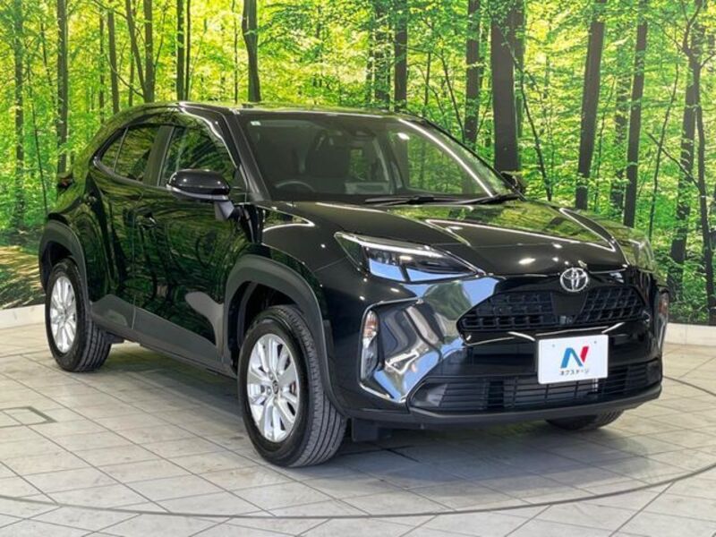 YARIS CROSS
