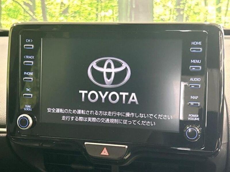 YARIS CROSS