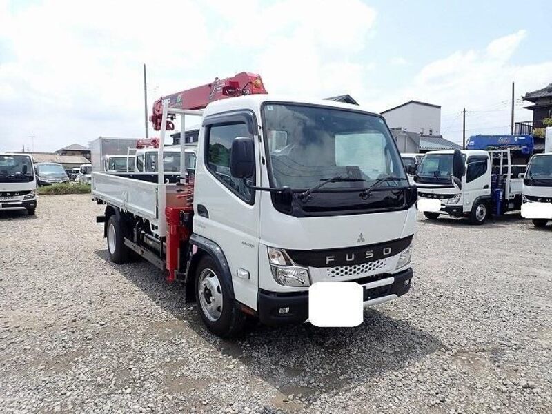 MITSUBISHI CANTER