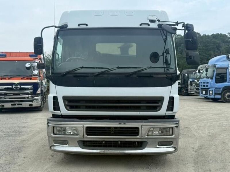 ISUZU GIGA