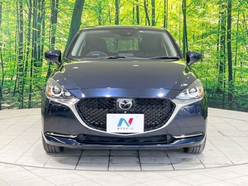 MAZDA2
