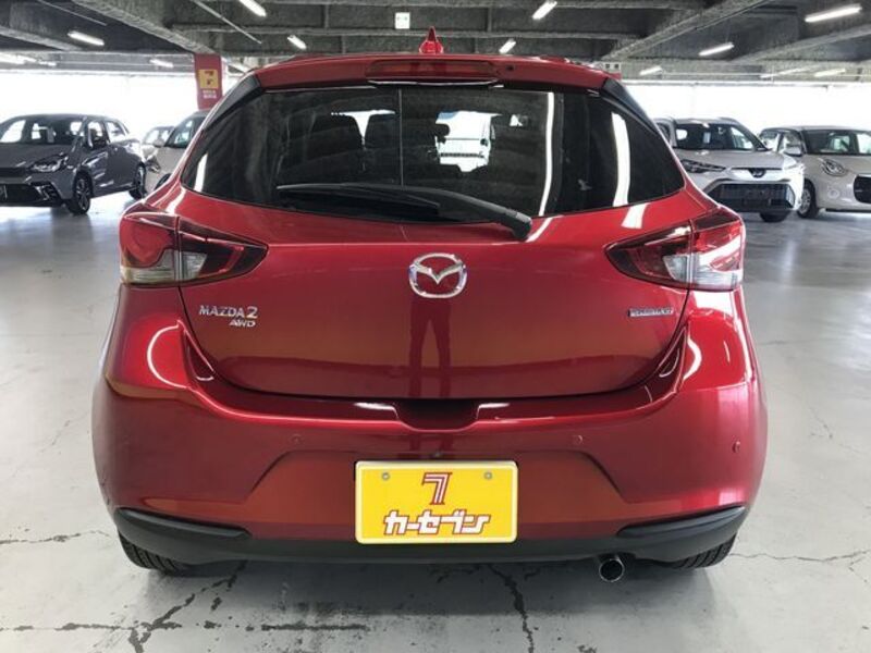 MAZDA2