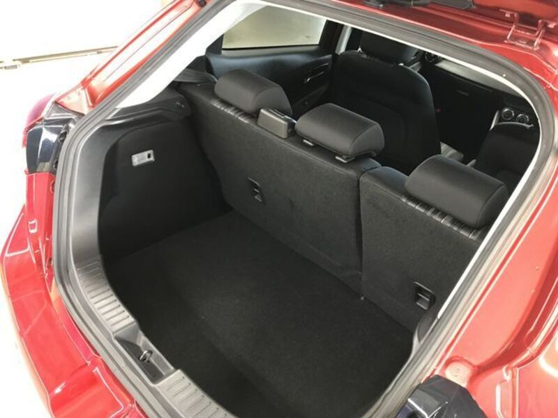 MAZDA2