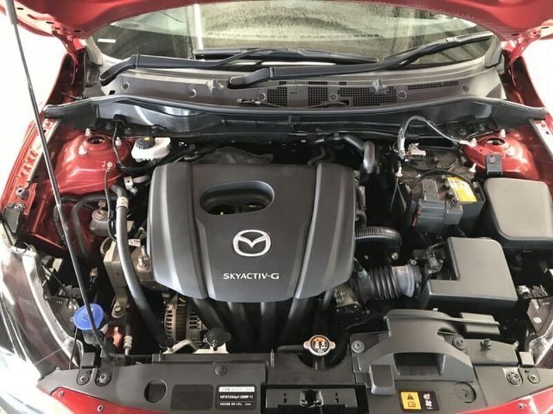 MAZDA2