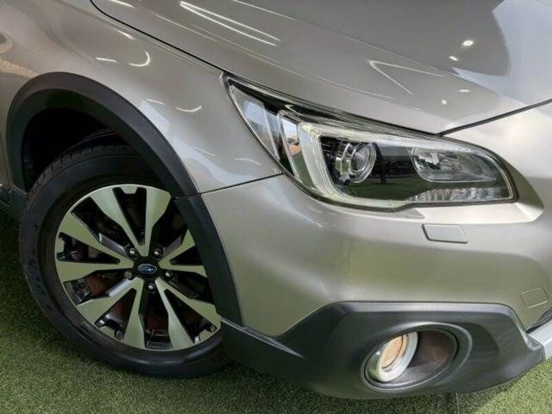 LEGACY OUTBACK