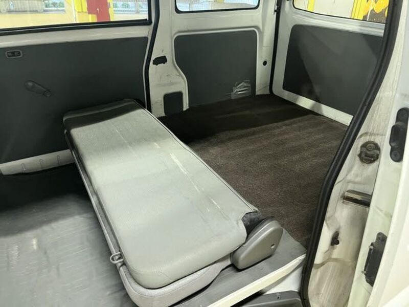 CLIPPER VAN