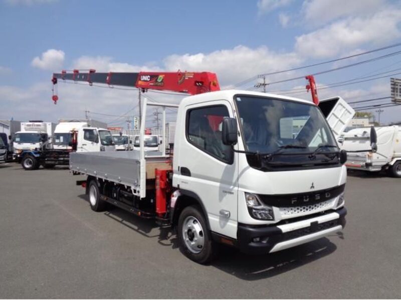 MITSUBISHI CANTER