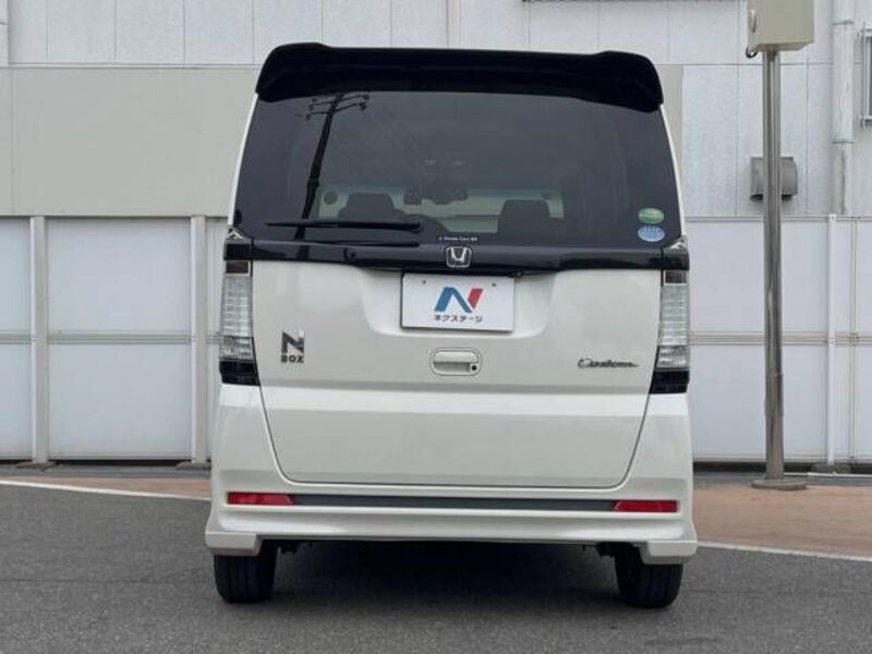 N BOX CUSTOM