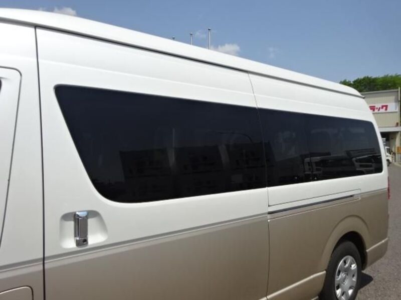HIACE