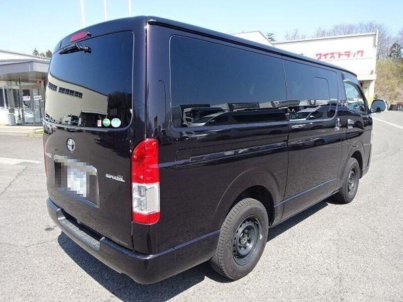 HIACE