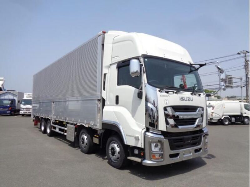 ISUZU GIGA