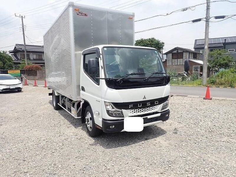 MITSUBISHI CANTER