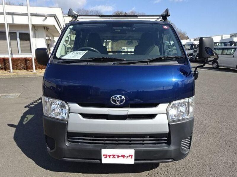 HIACE