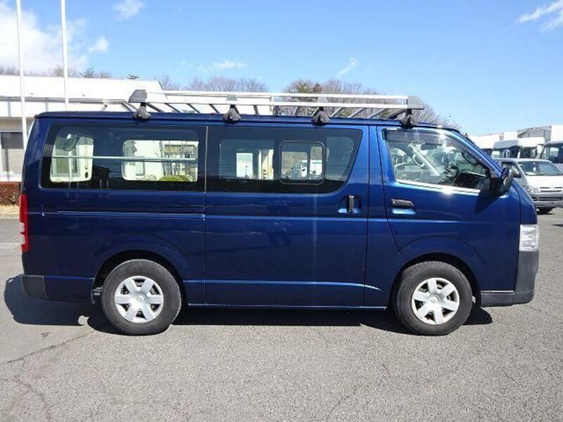 HIACE