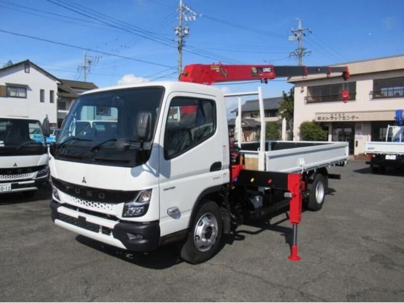 MITSUBISHI CANTER