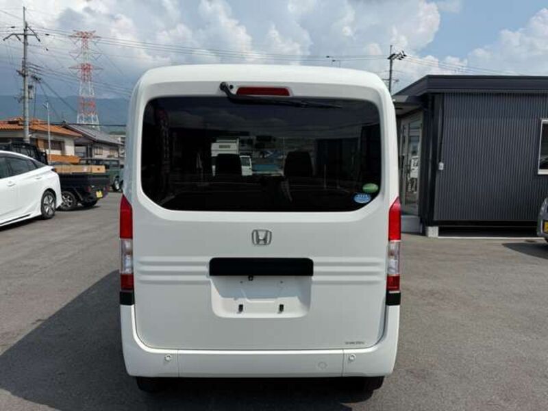 N-VAN