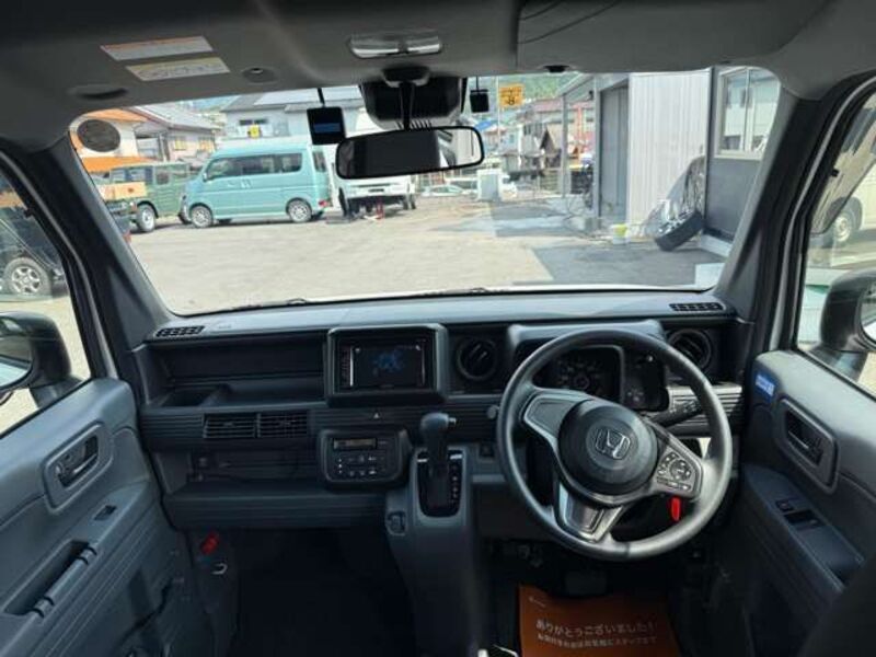 N-VAN