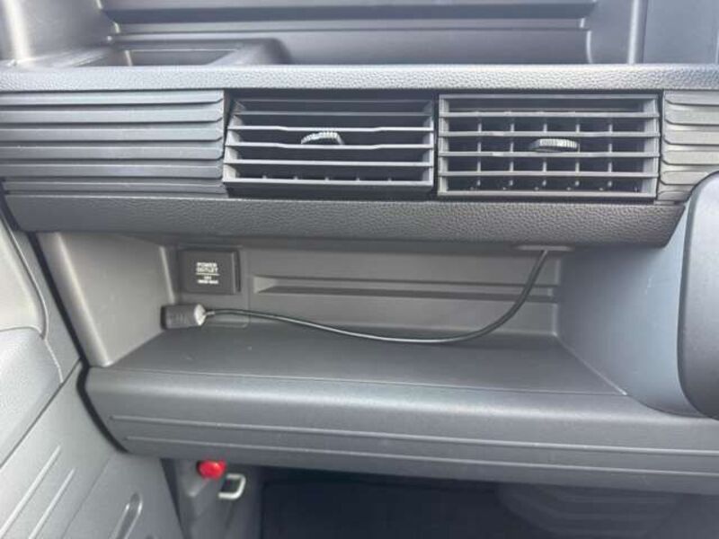 N-VAN