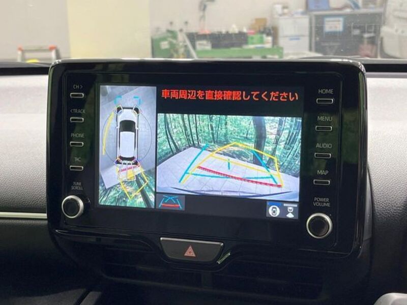 YARIS CROSS