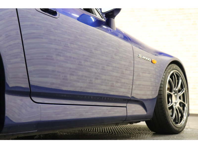 S2000