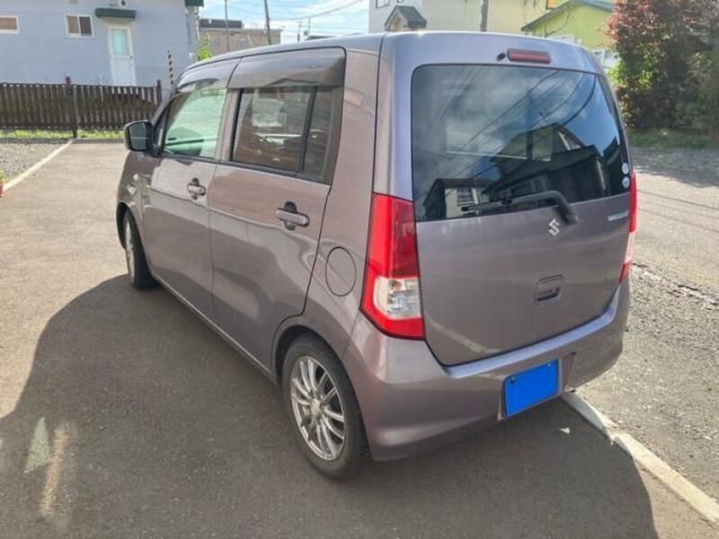 WAGON R