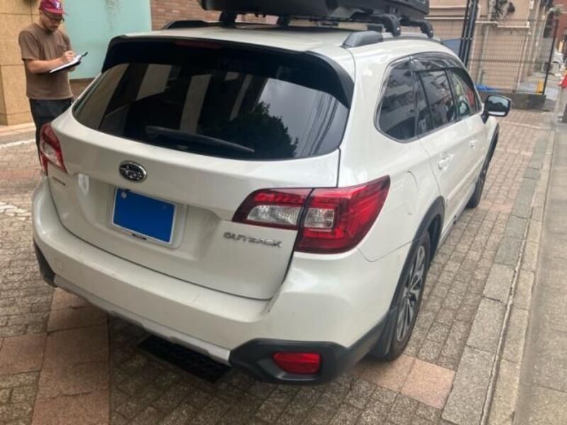 LEGACY OUTBACK