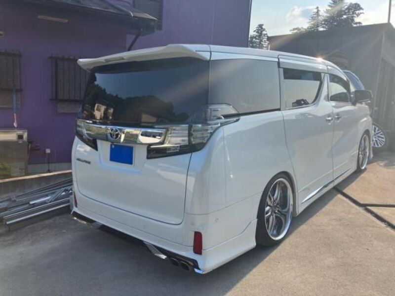 VELLFIRE