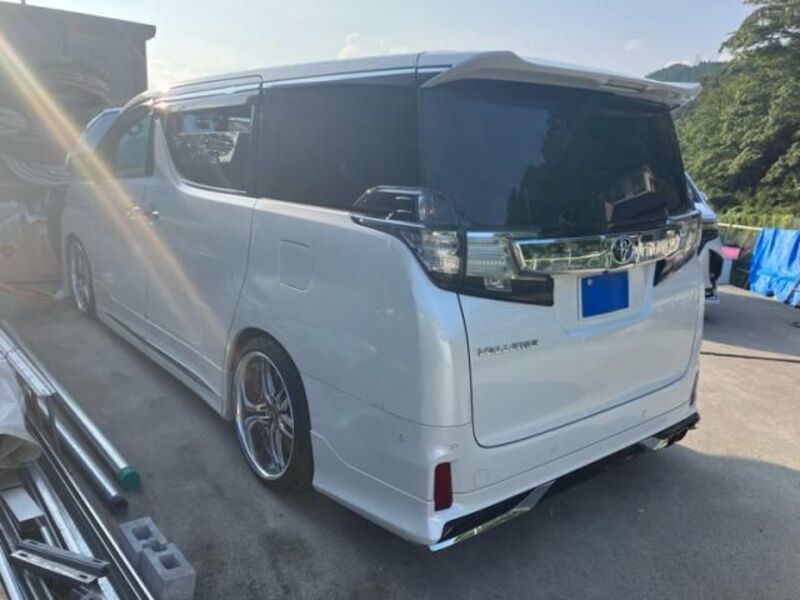 VELLFIRE