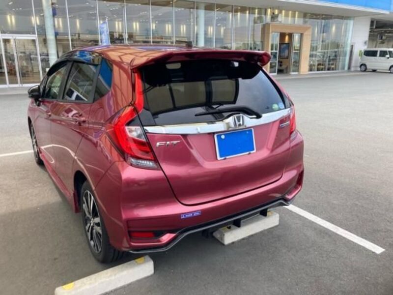 FIT HYBRID
