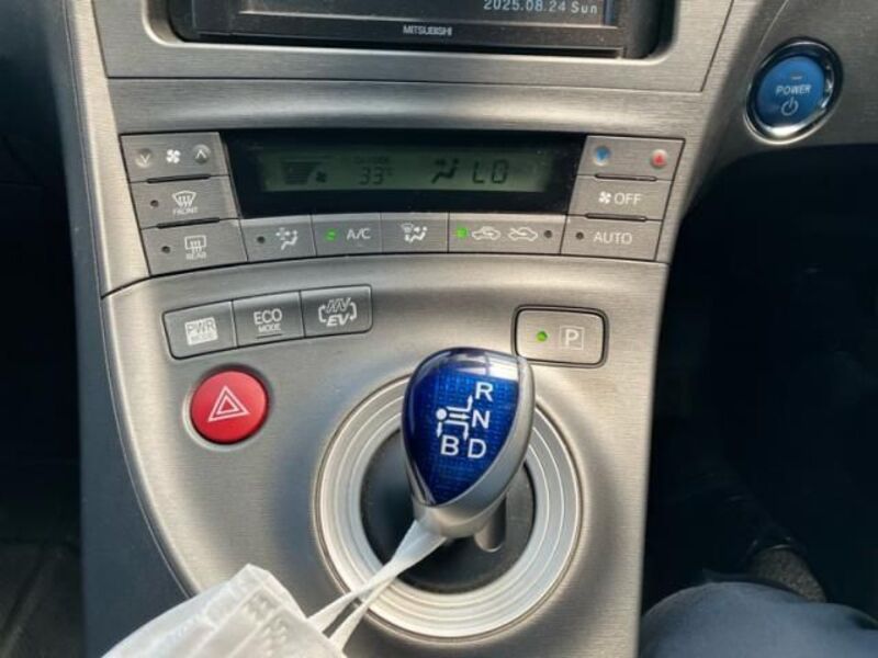 PRIUS PHV