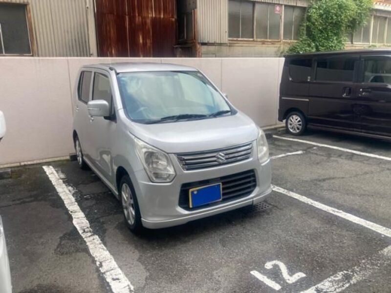 WAGON R-0