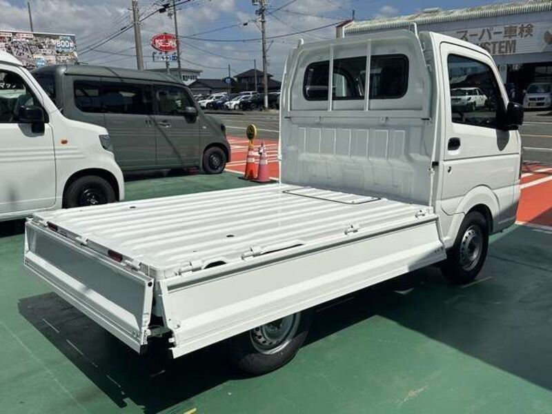 CLIPPER TRUCK