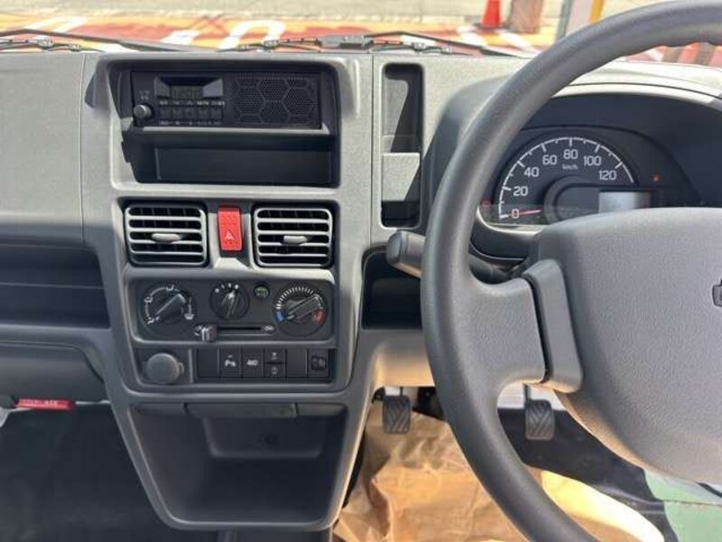 CLIPPER TRUCK