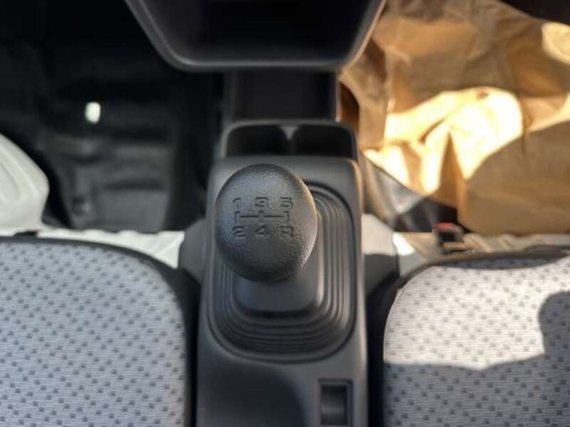CLIPPER TRUCK