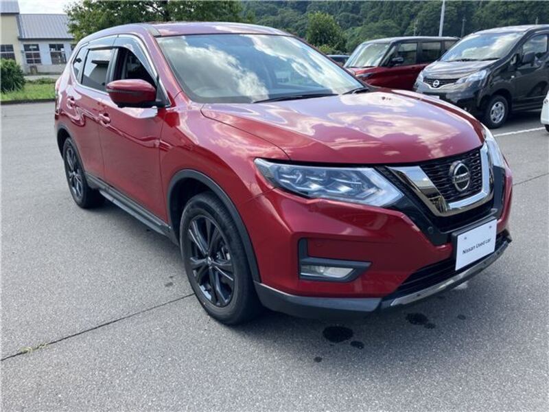 X-TRAIL