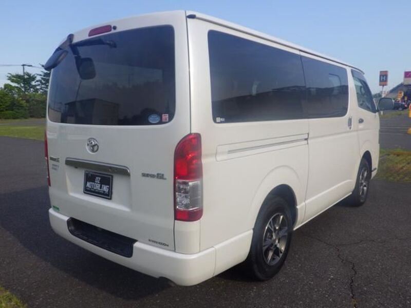 HIACE