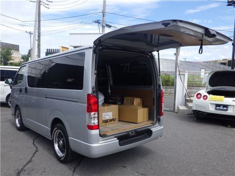 HIACE