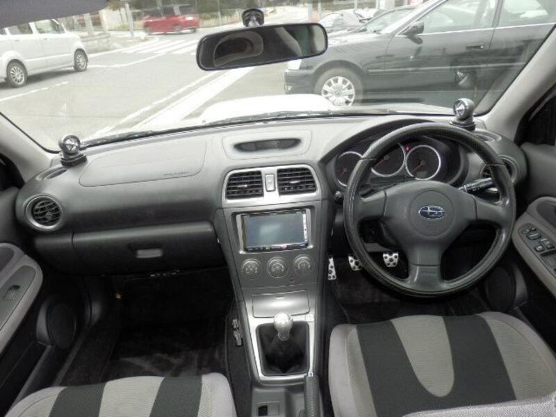 IMPREZA SPORTSWAGON