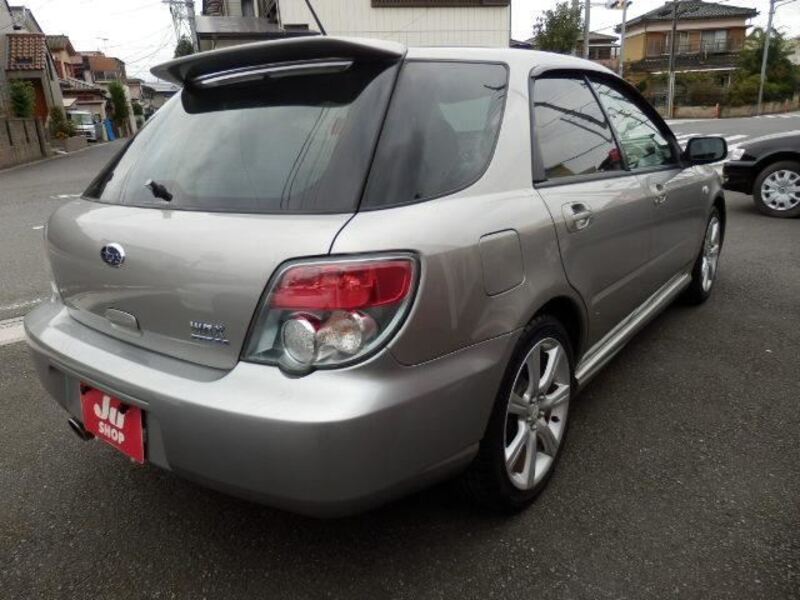 IMPREZA SPORTSWAGON