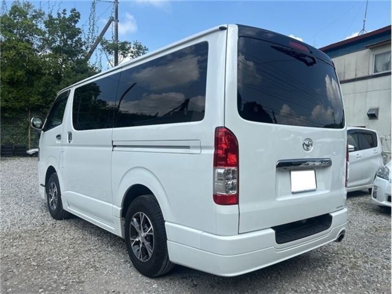 HIACE