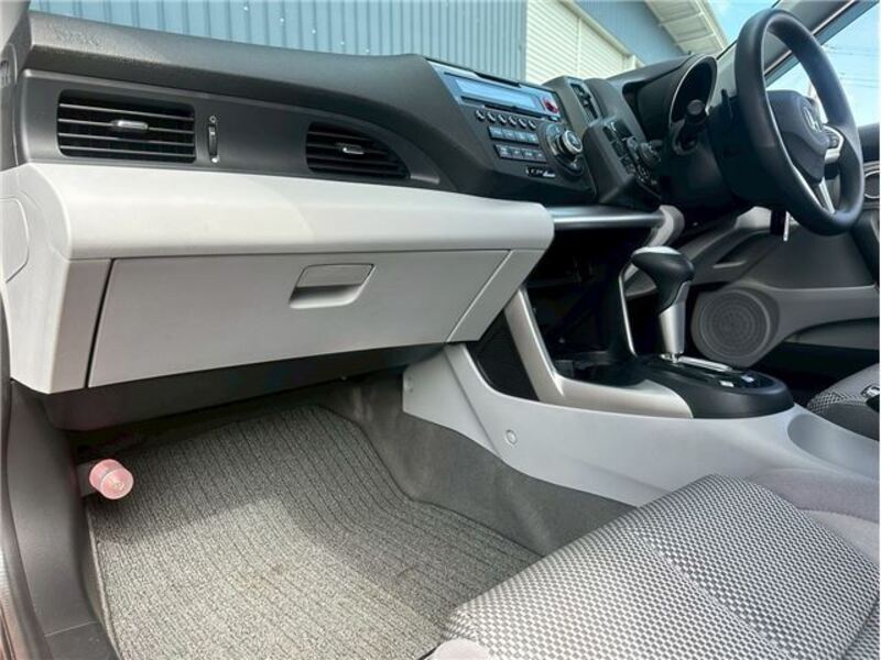 CR-Z