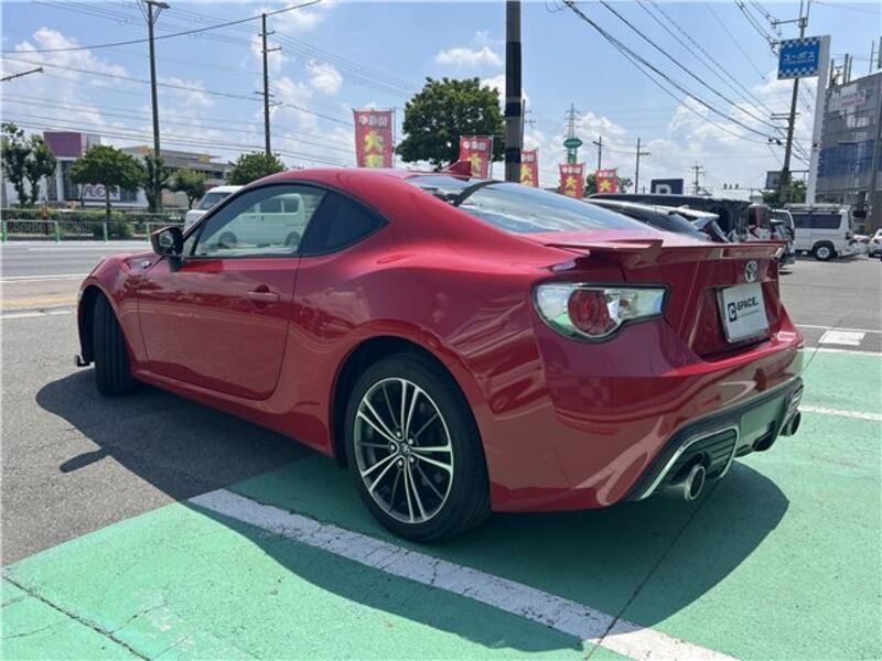 86