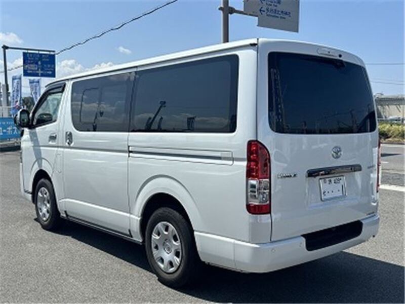 HIACE