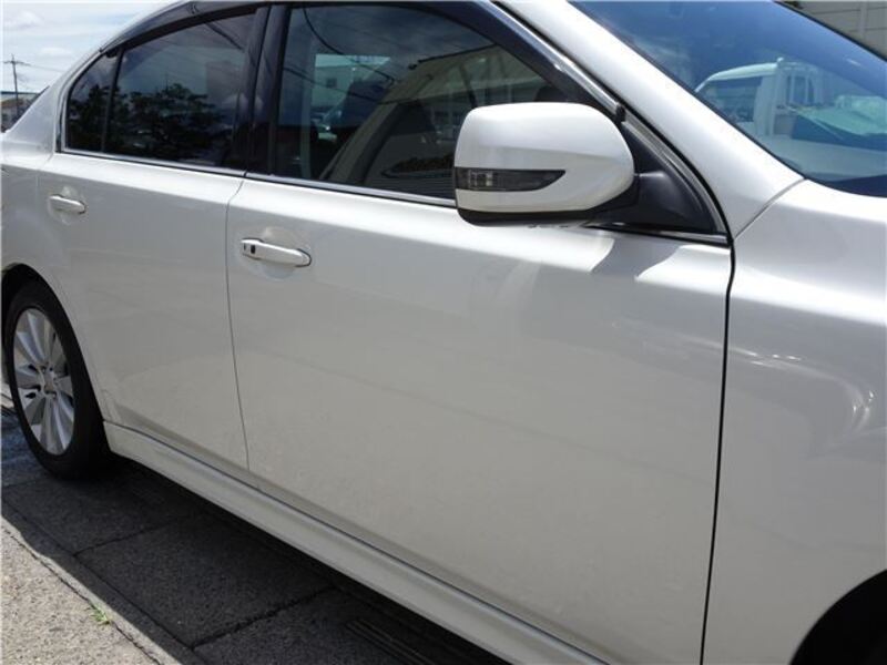 LEGACY B4