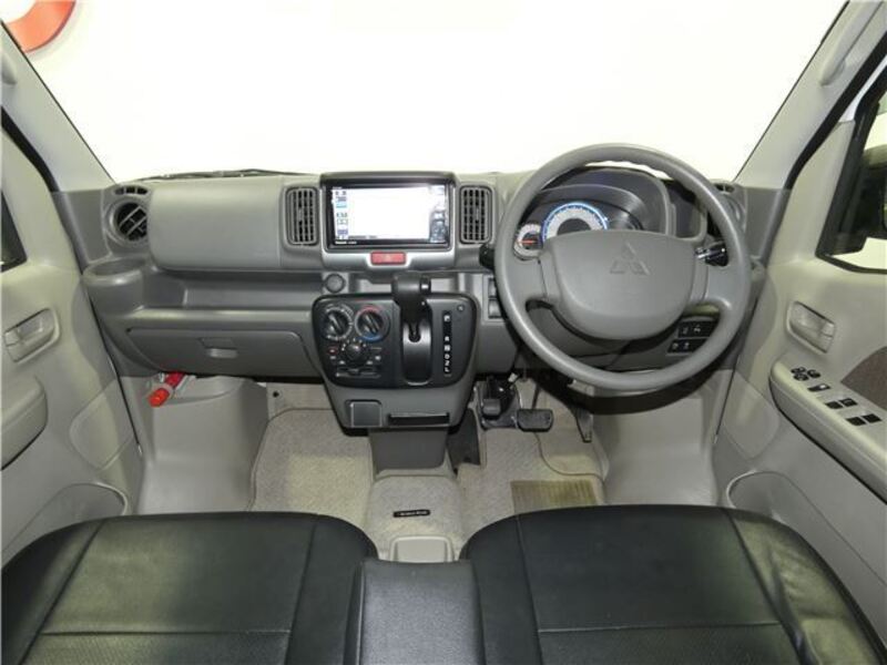 MINICAB VAN