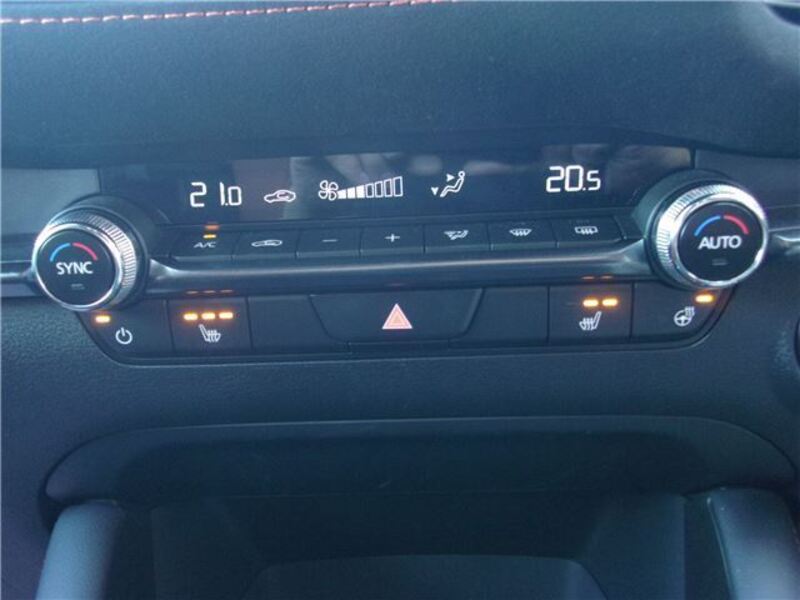 MAZDA3