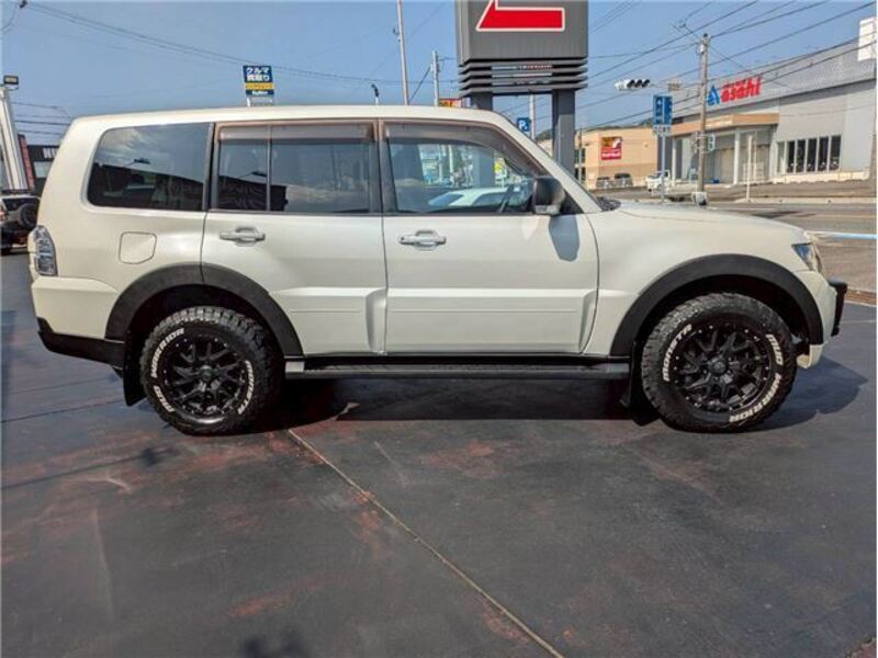 PAJERO