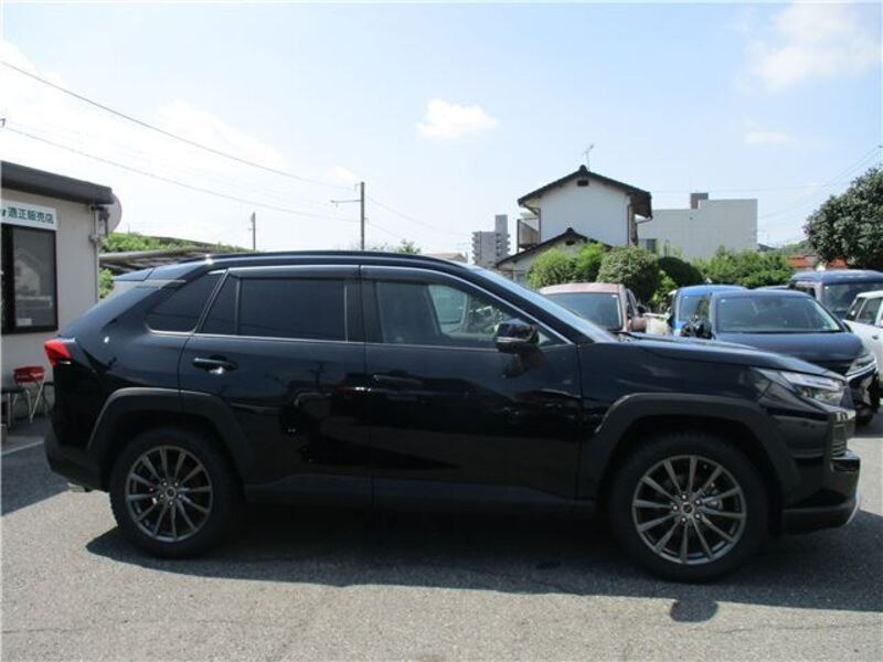 RAV4