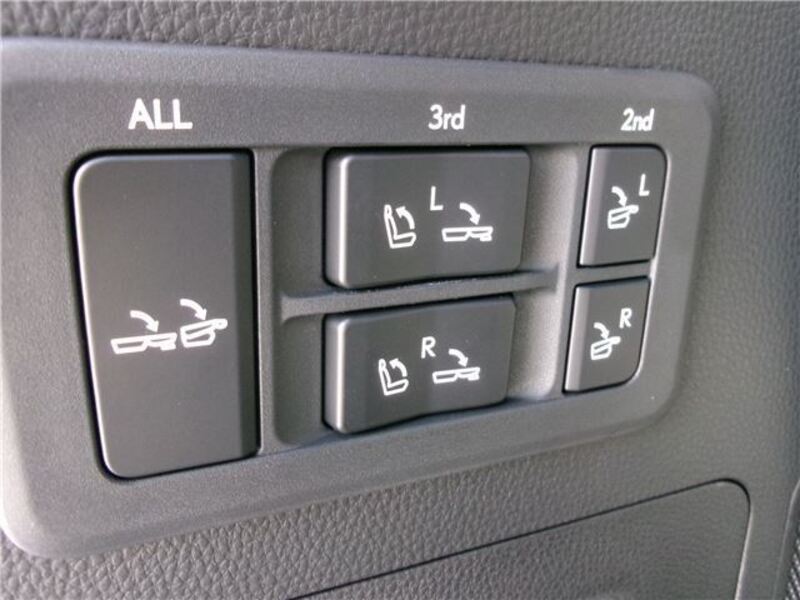 LX